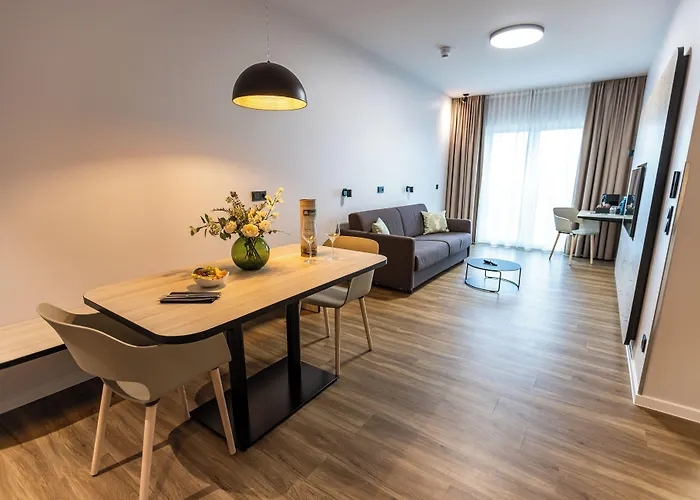 Platzhirsch Living